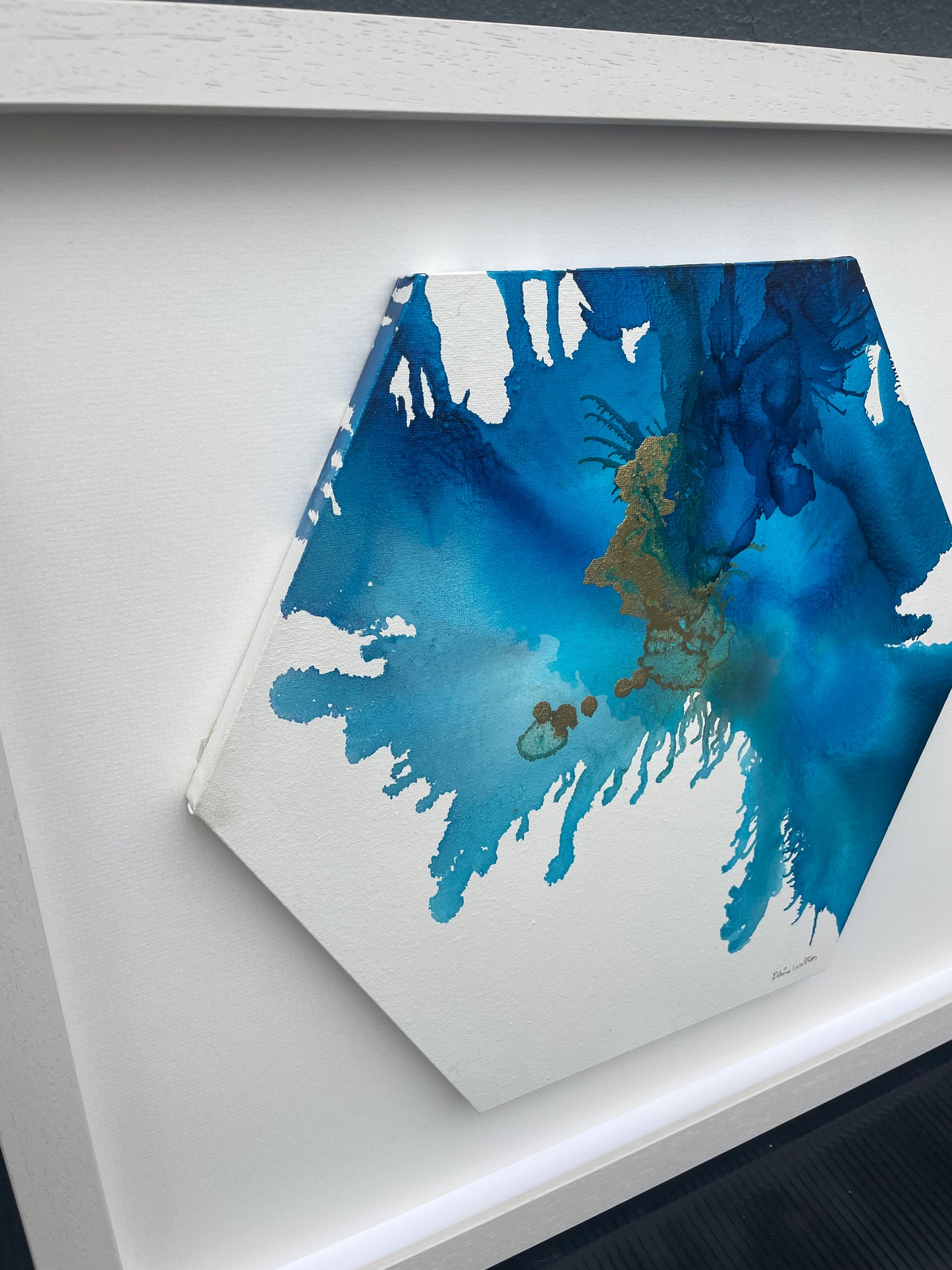 Alcohol Ink - The Chakra Series-The Throat Chakra (Blue Hexagon)