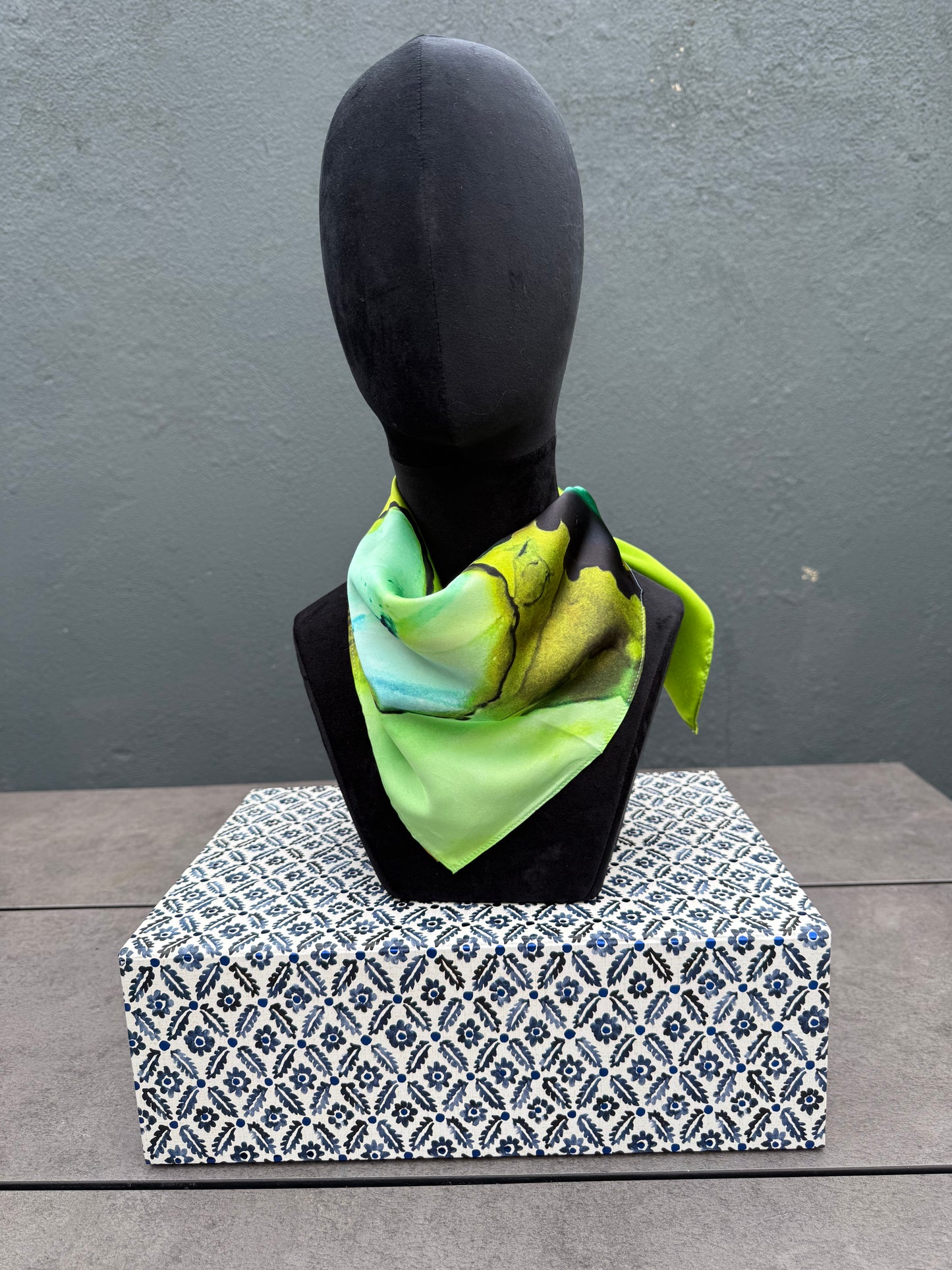 Product-Silk Scarf-Small Square 65x65cm-Peacock Plume