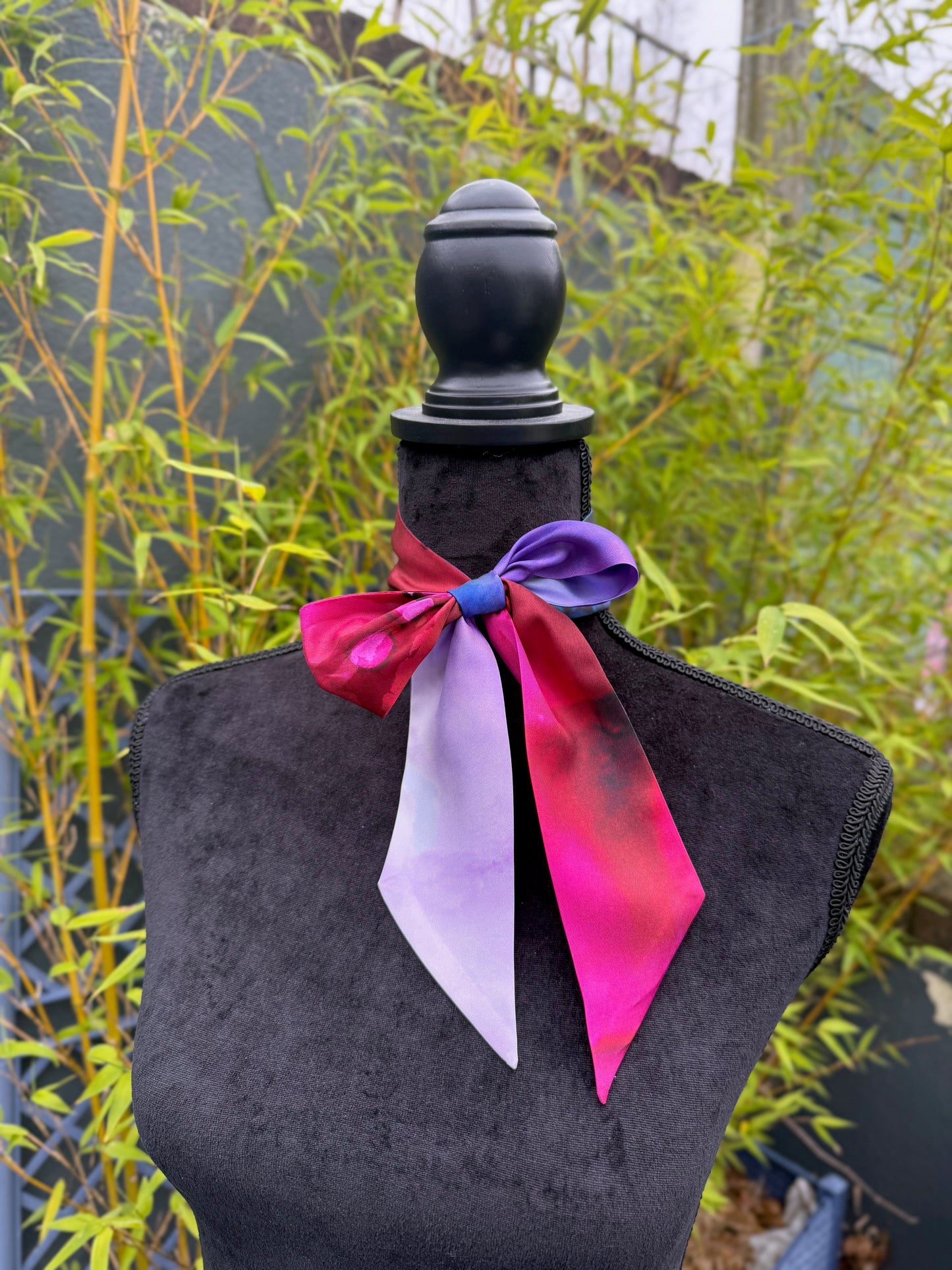 Product-Silk Twilly- Shine Bright