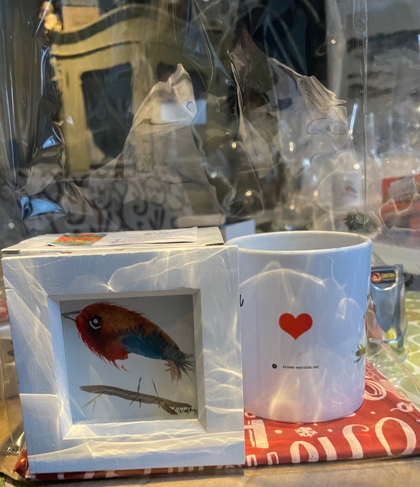 Gift B -Robin Mug and Frame gift pack -Medium