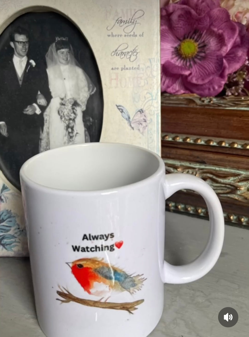 Gift B -Robin Mug and Frame gift pack -Medium